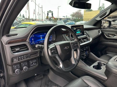 Used 2023 Chevrolet Suburban Z71 w/ Z71 Off-Road Package AWD/4WD image 40