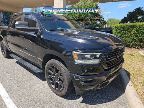 Used 2024 RAM 1500 Laramie AWD/4WD image 3