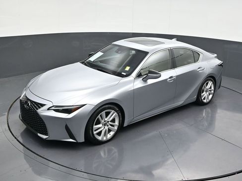 Used 2021 Lexus IS 300 w/ Comfort Package image 15