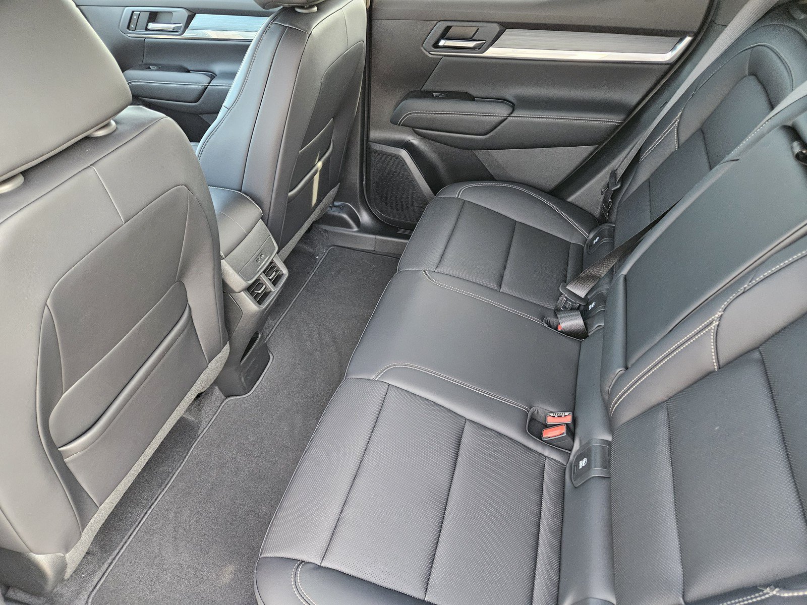 New 2027 GMC Terrain Elevation w/ Elevation Premium Package FWD image 20