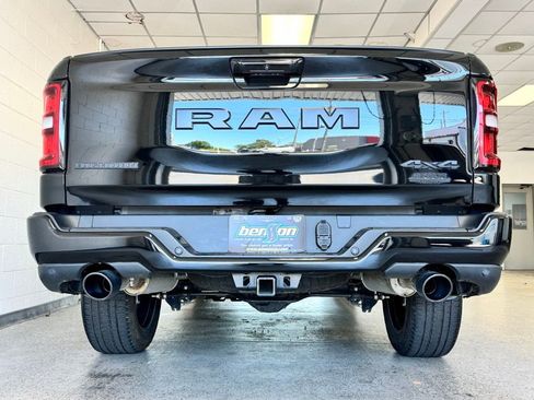 Certified 2025 RAM 1500 Big Horn AWD/4WD image 6