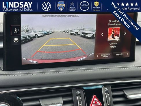 Used 2023 Genesis G70 2.0T image 17