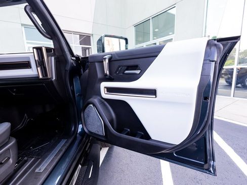 Used 2025 GMC Hummer EV 3X AWD/4WD image 47