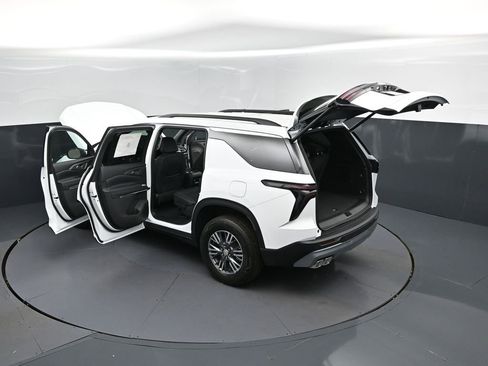 New 2026 Chevrolet Traverse LT w/ Driver Confidence Package FWD image 48