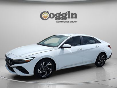 Certified 2024 Hyundai Elantra SEL w/ Convenience Package