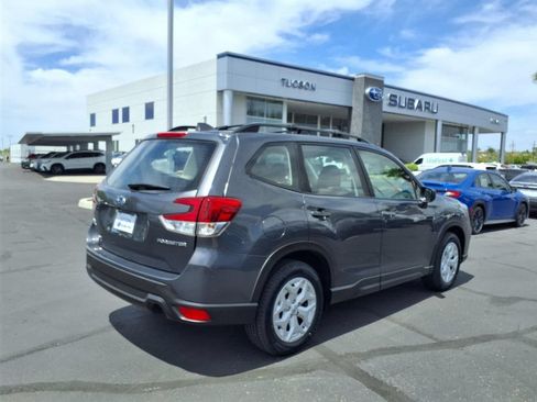 Used 2021 Subaru Forester AWD/4WD image 10
