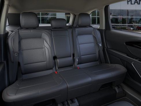 New 2026 Lincoln Nautilus Premier w/ Jet Appearance Package image 11