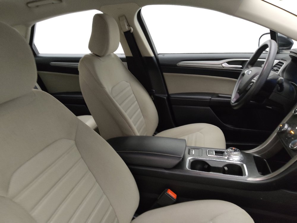 Used 2020 Ford Fusion S FWD image 21