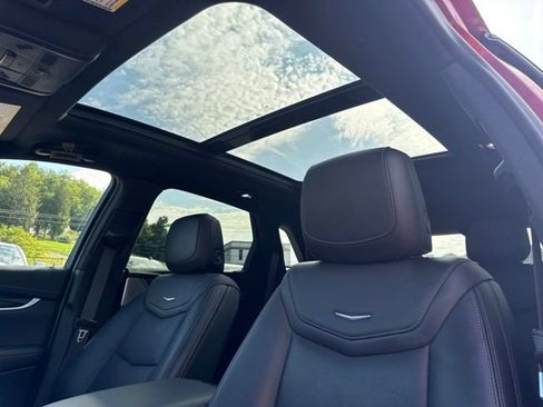 Used 2022 Cadillac XT5 Premium Luxury AWD/4WD image 8