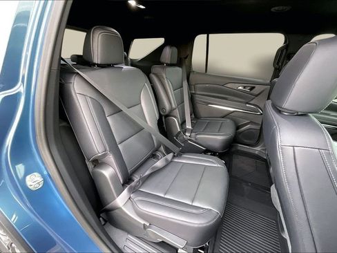 New 2026 Chevrolet Traverse LT w/ Driver Confidence Package image 12