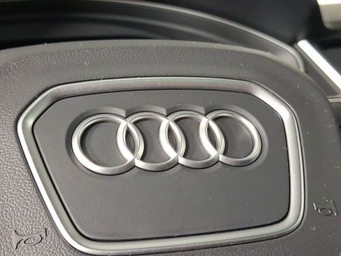 Used 2024 Audi Q5 2.0T Premium Plus w/ Premium Plus Package AWD/4WD image 39