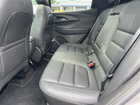 Used 2023 Chevrolet TrailBlazer ACTIV w/ Sun and Liftgate Package FWD image 21