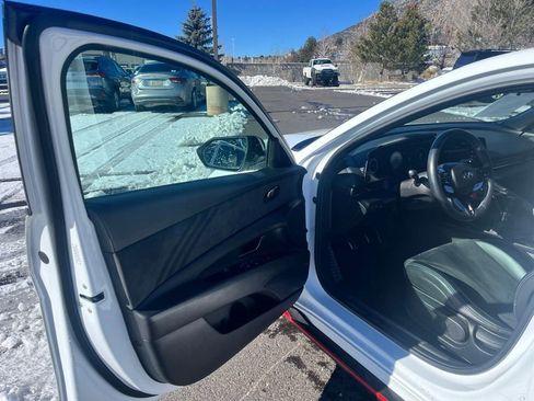 Used 2023 Hyundai Elantra N image 11