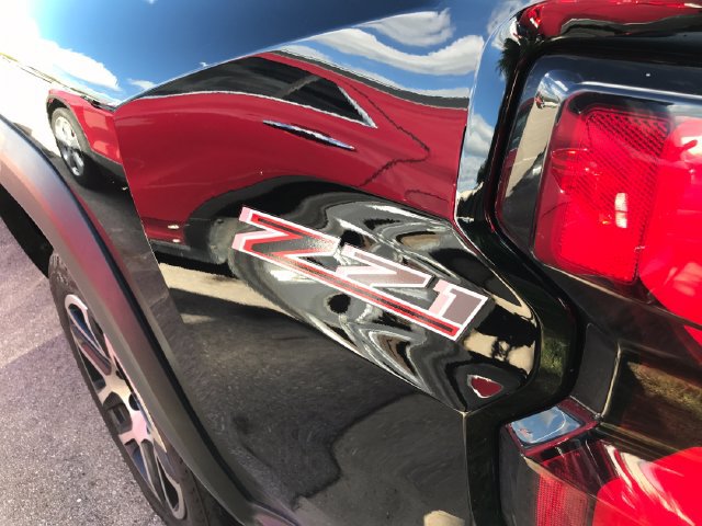 Certified 2023 Chevrolet Colorado Z71 w/ Z71 Convenience Package 2 AWD/4WD image 32