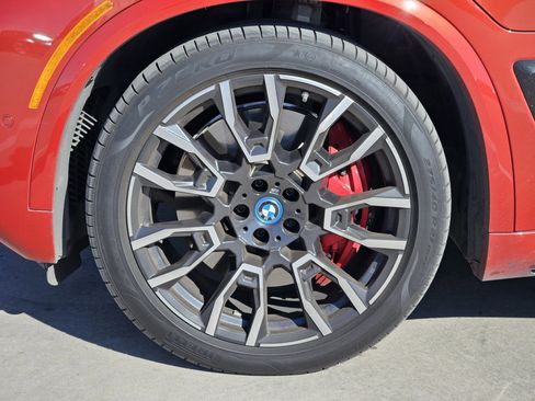 Used 2025 BMW X5 xDrive50e w/ Executive Package image 14