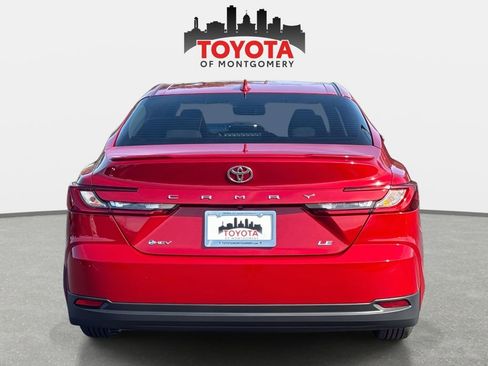Used 2026 Toyota Camry LE w/ Convenience Package image 4
