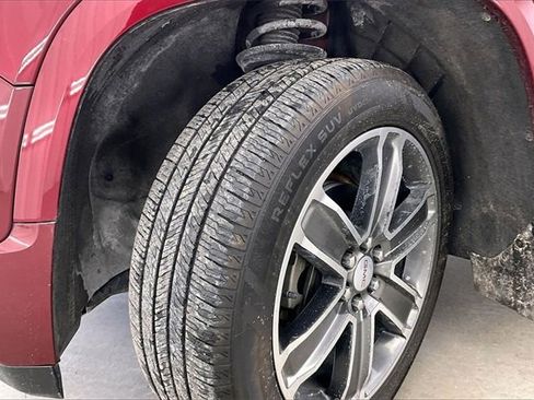 Used 2017 GMC Acadia Denali w/ Technology Package image 34