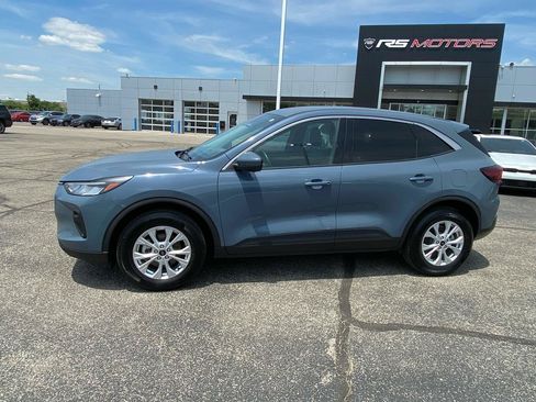 Used 2023 Ford Escape Active w/ Tech Pack #2 AWD/4WD image 16