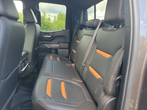 Used 2019 GMC Sierra 1500 AT4 w/ AT4 Premium Package AWD/4WD image 16