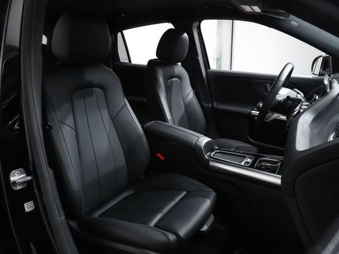 Certified 2024 Mercedes-Benz GLA 250 4MATIC image 9