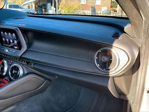 Used 2019 Chevrolet Camaro SS image 14