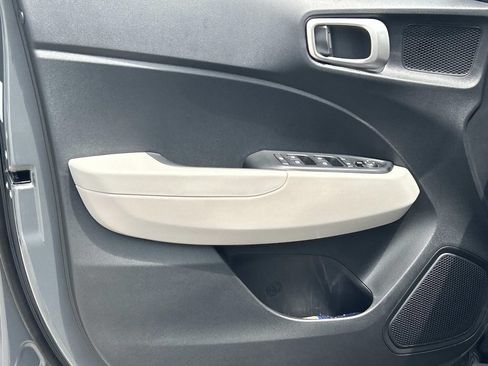 New 2026 Hyundai Venue SEL FWD image 16