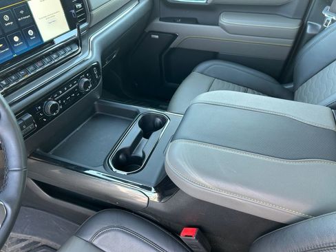 Used 2024 Chevrolet Silverado 2500 ZR2 w/ ZR2 Bison Edition image 20