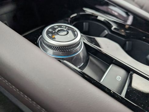 New 2026 Ford Explorer Platinum w/ LUX Leather Package image 21