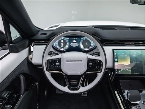 New 2026 Land Rover Range Rover Sport Dynamic SE image 21