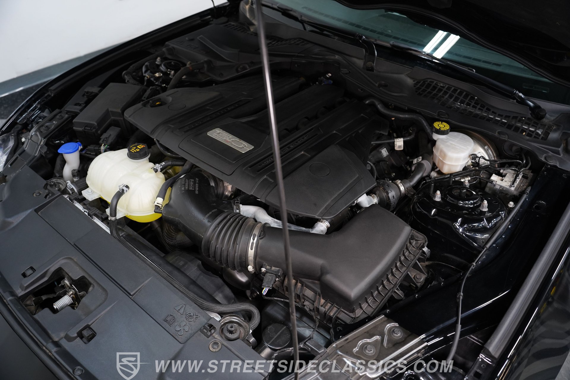Used 2021 Ford Mustang GT w/ Black Accent Package RWD image 32