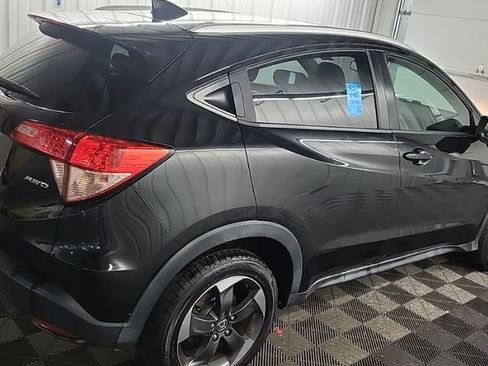 Used 2018 Honda HR-V EX-L image 2