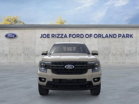 New 2025 Ford Ranger Lariat w/ Black Appearance Package image 6