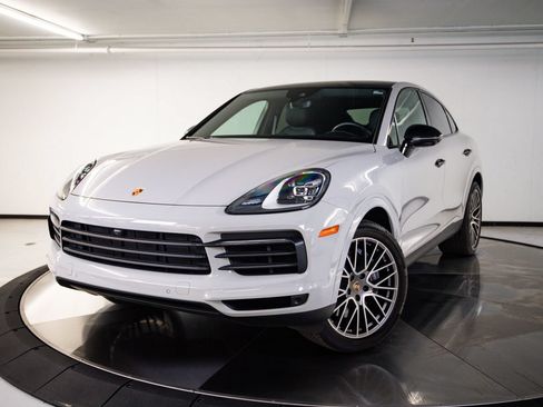 Certified 2023 Porsche Cayenne Platinum Edition AWD/4WD image 1