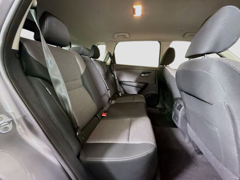 Used 2022 Nissan Rogue SV FWD image 27