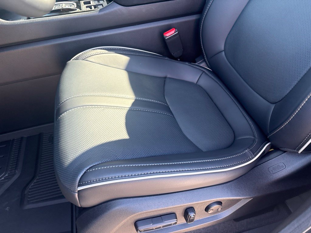 Certified 2026 Honda Pilot Elite image 13