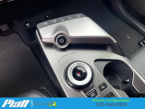 Used 2023 Kia EV6 Wind w/ Wind Technology Package AWD/4WD image 30