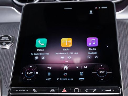 Certified 2026 Mercedes-Benz GLC 300 image 20