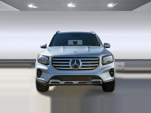 Used 2026 Mercedes-Benz GLB 250 image 5