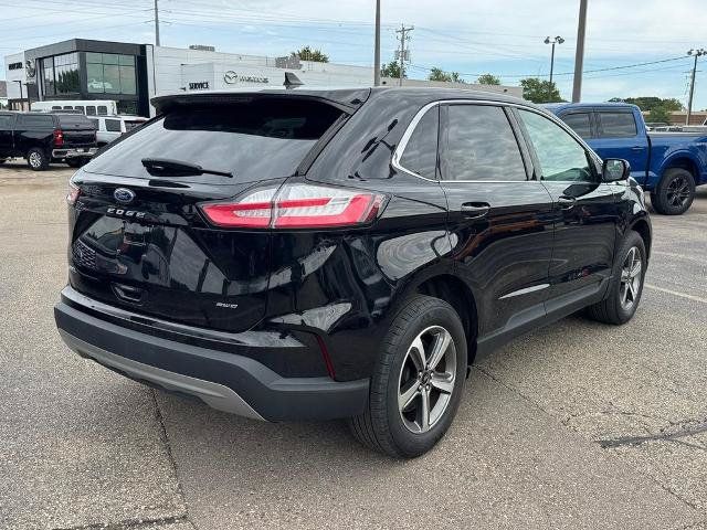Certified 2023 Ford Edge SEL w/ Convenience Package AWD/4WD image 5