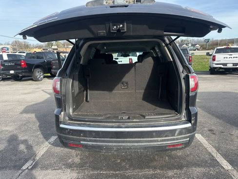 Used 2015 GMC Acadia SLE image 7