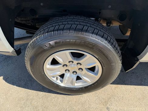 Used 2018 Chevrolet Silverado 1500 LT w/ All Star Edition image 31