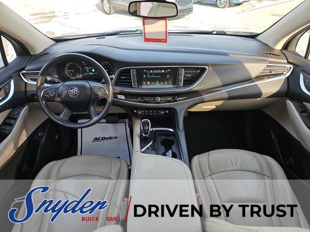 Used 2018 Buick Enclave Premium w/ Experience Buick Package FWD image 30