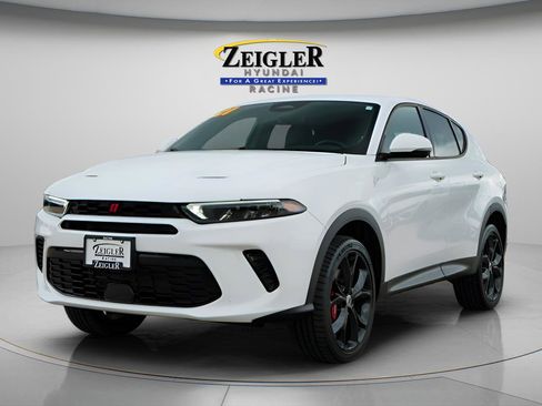 Used 2024 Dodge Hornet GT w/ Track Pack AWD/4WD image 3