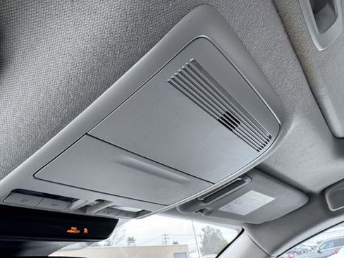 Used 2021 MAZDA MAZDA3 s image 25