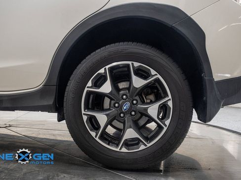 Used 2020 Subaru Crosstrek 2.0i Premium w/ Moonroof Package 2 AWD/4WD image 44