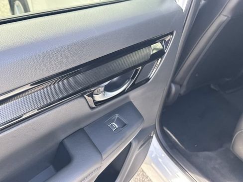 Used 2025 Honda CR-V EX-L image 13