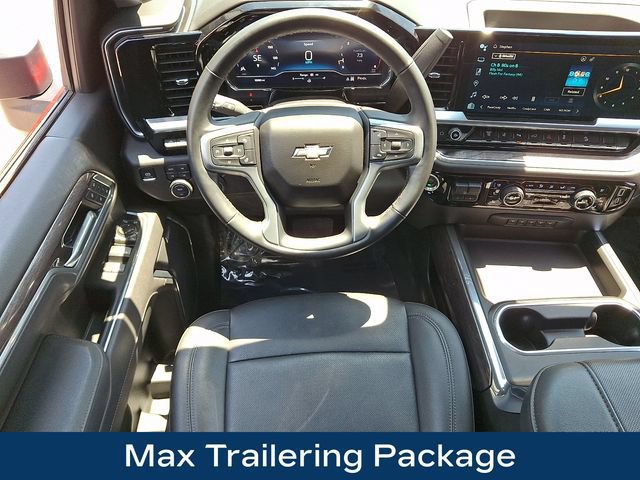Used 2025 Chevrolet Silverado 2500 LTZ w/ LTZ Premium Package AWD/4WD image 3