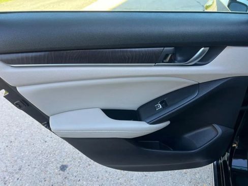 Used 2018 Honda Accord EX-L image 21