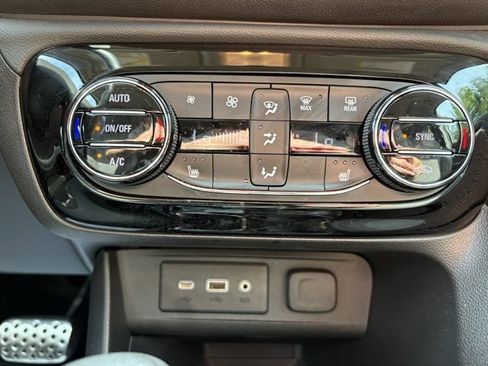 Certified 2023 Buick Encore GX Select w/ Experience Buick Package image 27