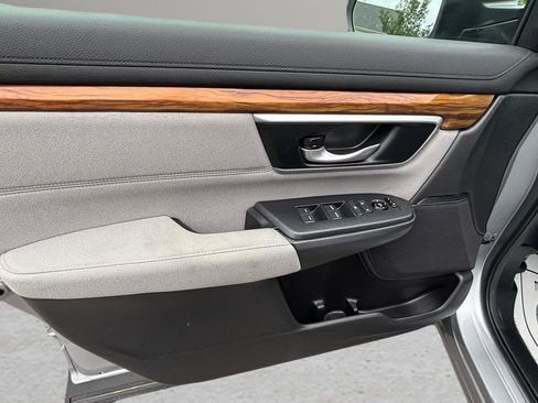 Used 2018 Honda CR-V EX image 10